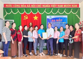 HỘI LHPN XÃ THANH PHÚ RA MẮT CÂU LẠC BỘ "PHỤ NỮ VỚI PHÁP LUẬT"