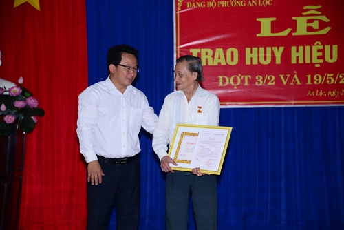 huy hieu d